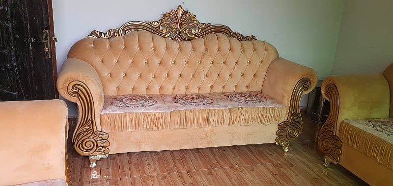 Luxerious Sofa set  for sale 17