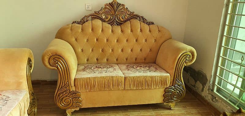 Luxerious Sofa set  for sale 19