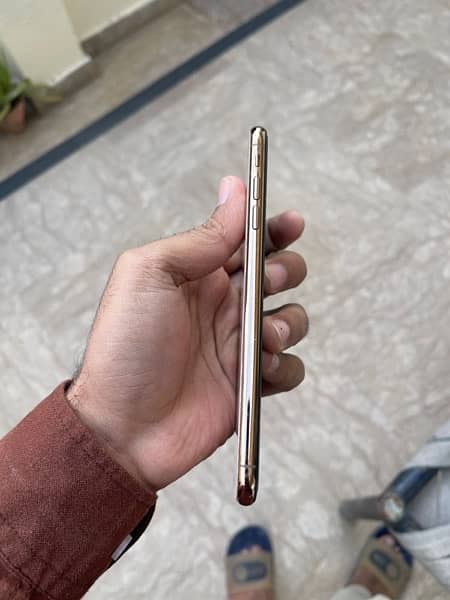 Iphone XS Max Total Geniune Official PTA Approved 3
