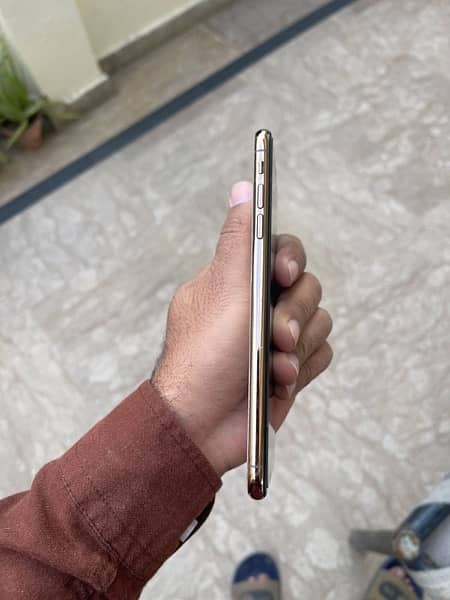 Iphone XS Max Total Geniune Official PTA Approved 7
