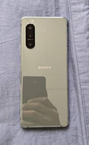 Sony Xperia 5 Mark 2 (ii) 1