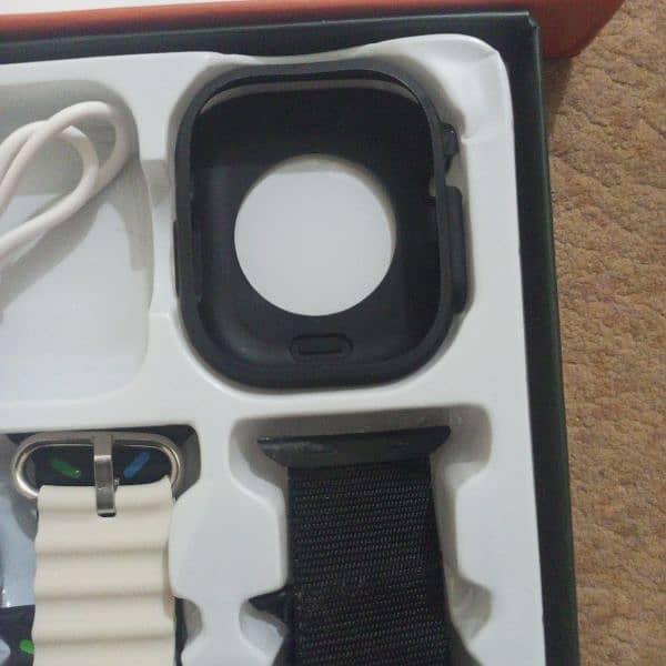 Smart Watch Ultra 10 with *10 straps* 5