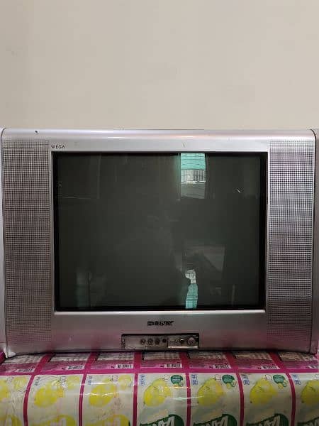 Sony Trinitron WEGA TV 32' 0