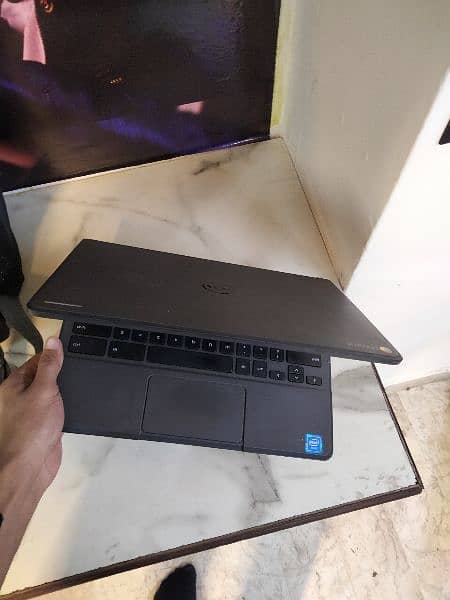 Dell Laptop 3120 1