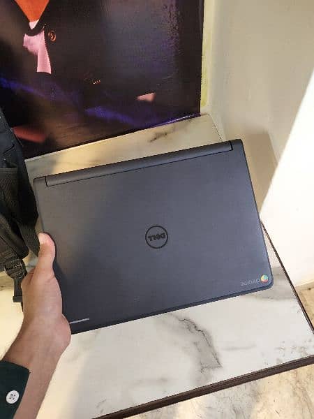 Dell Laptop 3120 2