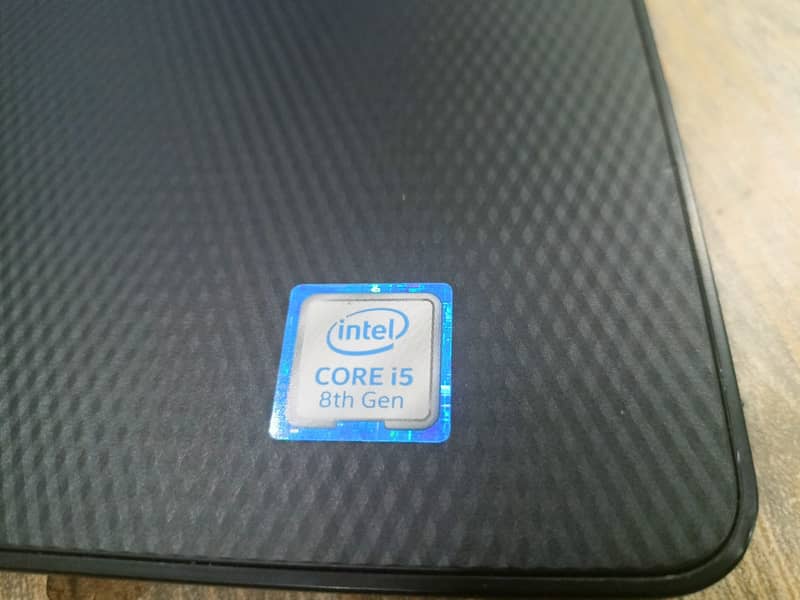 Dell inspiron 3583 Core i5 - 8th generation 15.6 inch 1080p Laptop 2