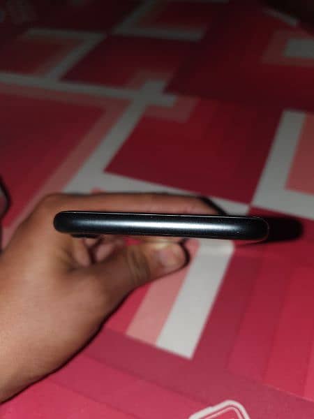 iphone 7 non PTA with cover 3