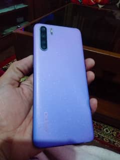 Oppo F15 8/128 in just like new condition