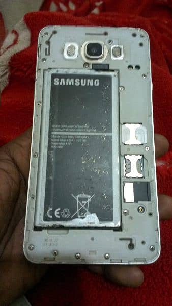 Samsung Galaxy j710 6 2gb 16gb PTAaprw glass crack Pur working 100% ok 3