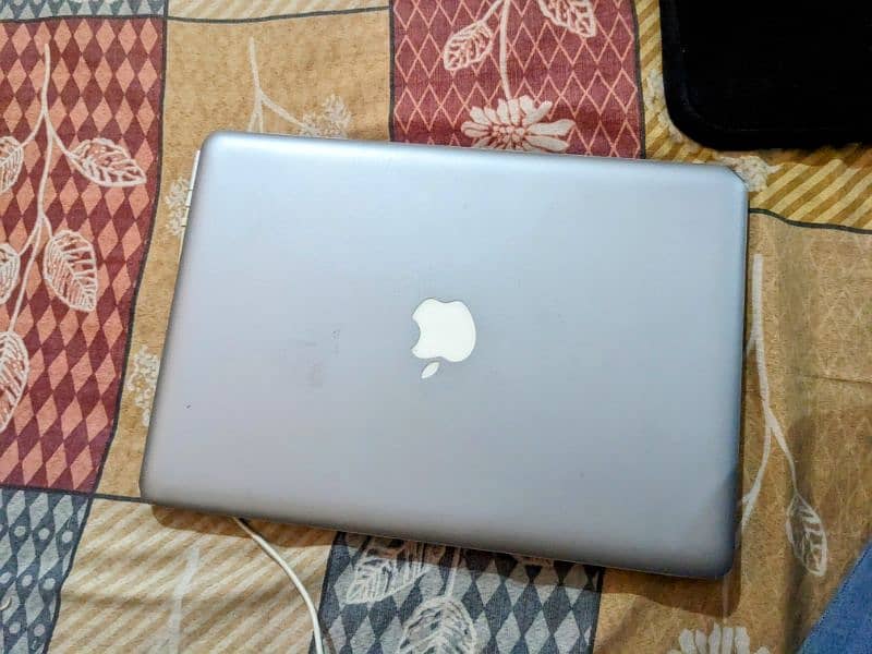 MacBook pro 2012 mid 13inch 3