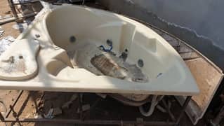 Brand new Japanese tub with working motor
