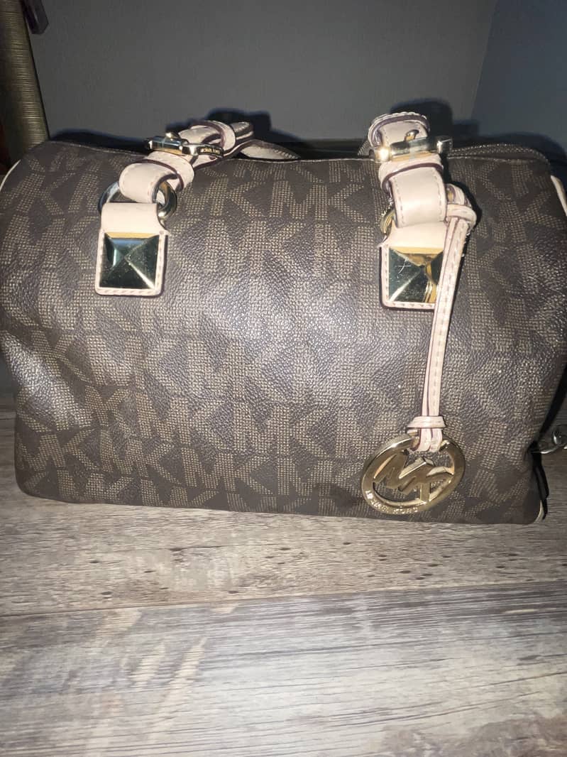 Excellent condition imported branded handbags available for sale (Used 3