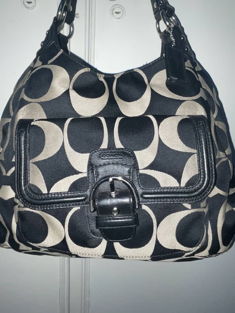 Excellent condition imported branded handbags available for sale (Used 4
