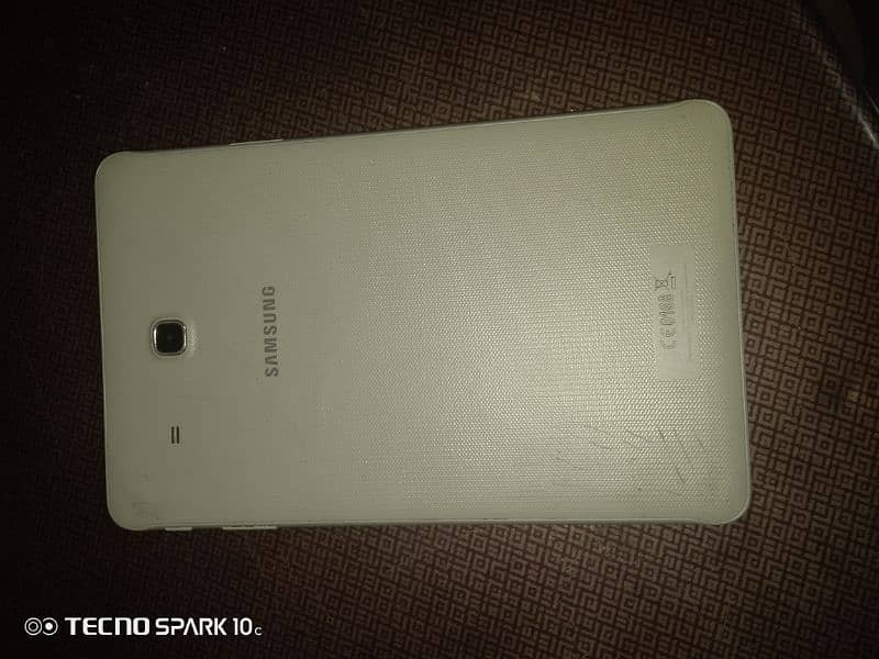 Samsung Galaxy tabE 4