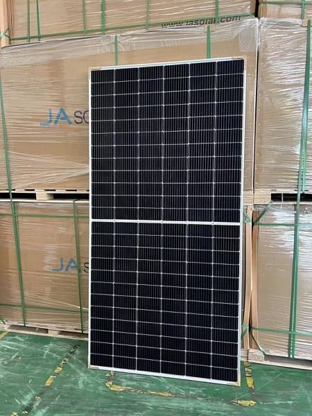 JA Solar bifacial 550 2