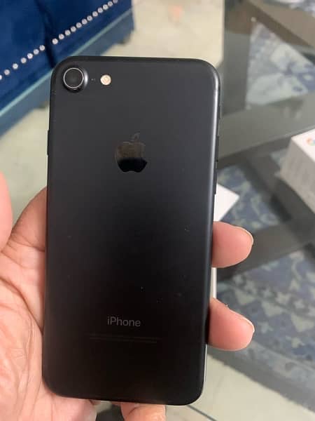 IPhone 7 32 gb PTA Approved 4