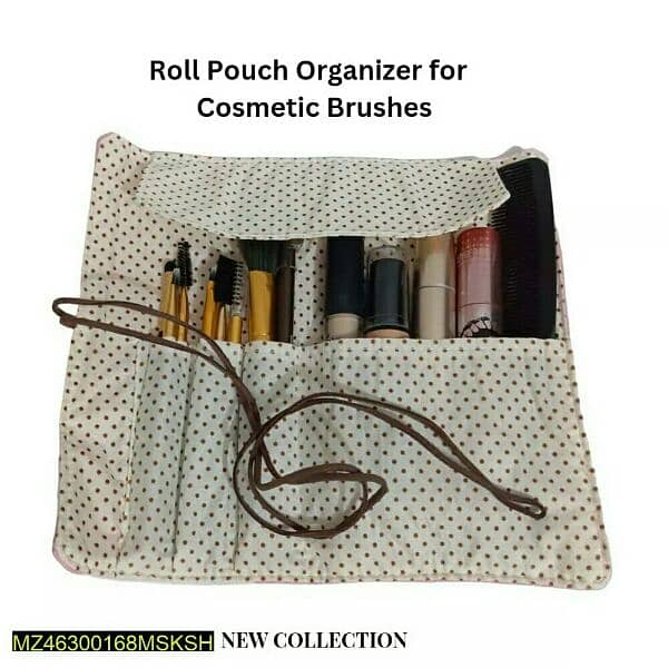 • Makeup Organizer Bag 2