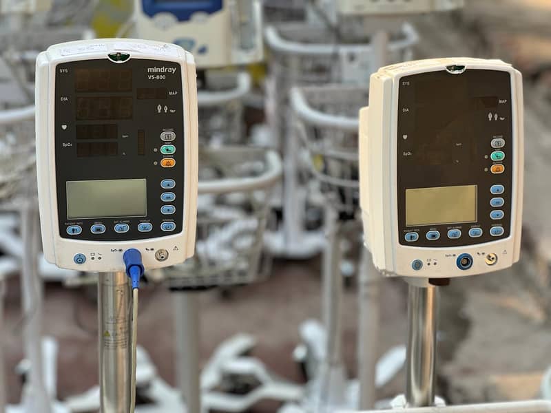 GE Solar 8000i Patient Monitor - Cardiac Moniters in Stock 7 Parameter 1