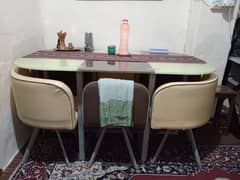 Dining table for sale.