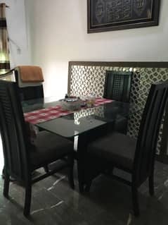 4 person just like new dinning table