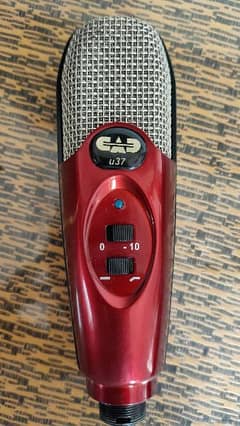 CAD u37 USB Condenser Microphone 0