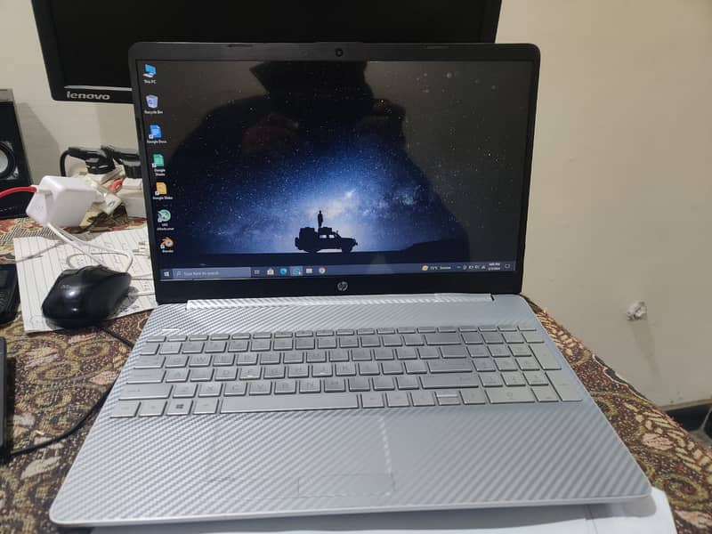 Laptop HP  i5 10 Gen 0