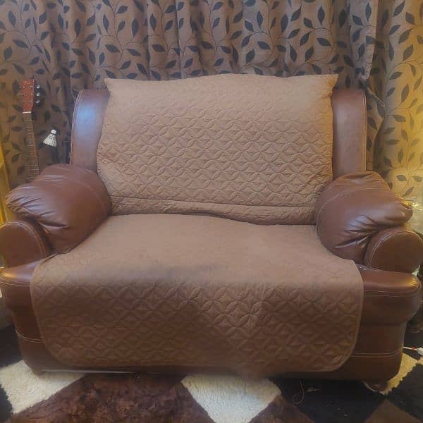 Urgent Sale 7 Seater Sofa Set with Cover 3