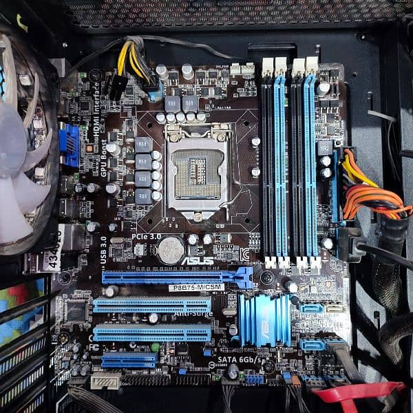 i7 3770 Processor with an ASUS P8B75-M Motherboard and 12GB of RAM! 3
