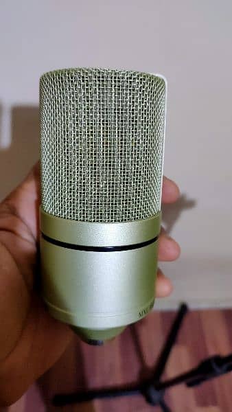 MXL 990 Professional Studio Recording Condenser Microphone 1