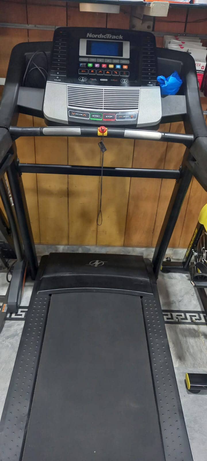 Used Running treadmill Machine Exellent Condition (ASIA FITNESS) 9