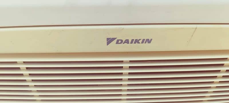 cassette ac 4 ton Daikin ( non DC inverter) 2