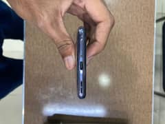 brand new OnePlus 9 10/10 condition