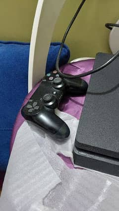 ps 4 500 gb full box and accessories