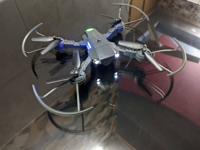X-Pack 10 Foldable Drone 1