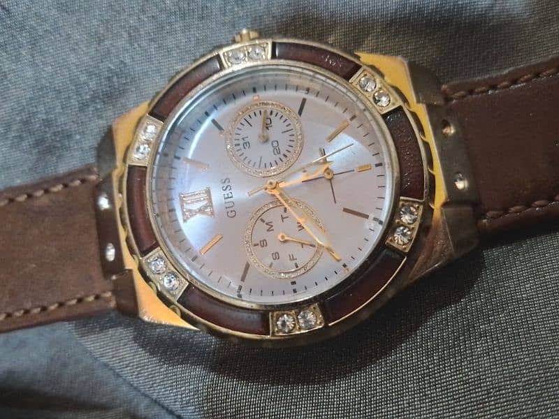 Guess chronograph Ladies watch 6