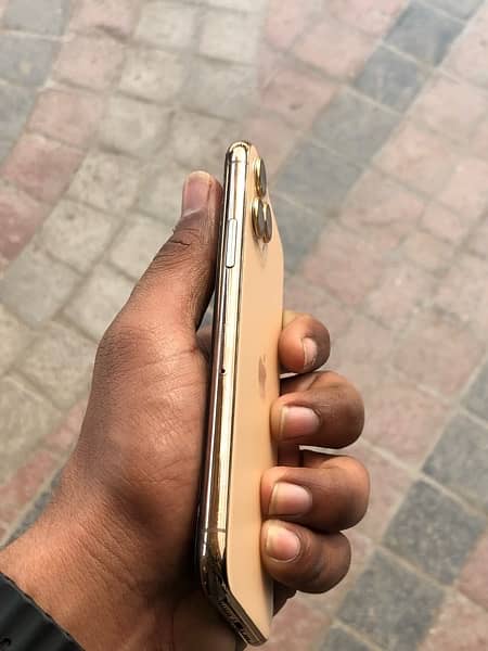 IPhone 11 Pro Esim Pta Glich 1