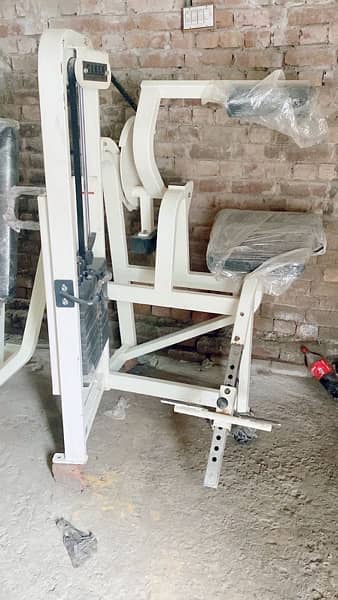 imported commercial gym machines 3