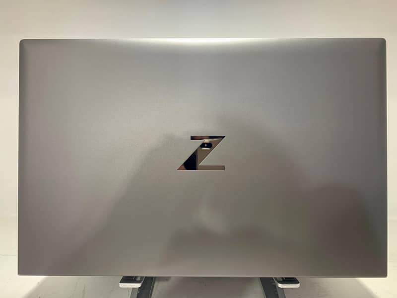 HP ZBook Firefly 15 G7 || 04 GB Nvidia 1