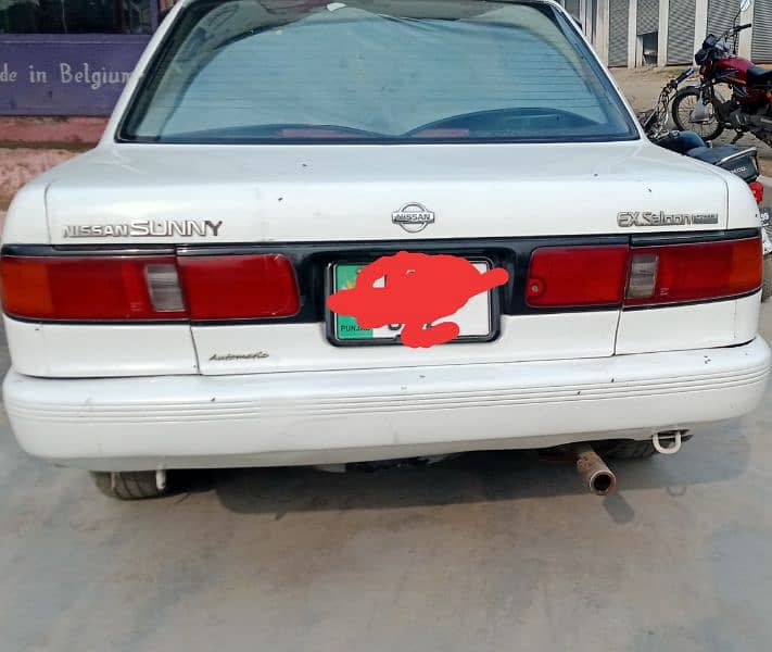 Nissan sunny 1992 8