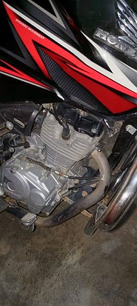 Honda CB 125F 1