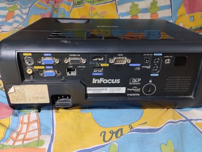 Infocus IN3134 multimedia projector 1