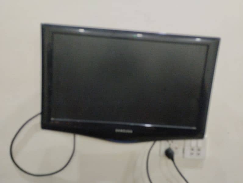 Samsung lcd for sale 22 inch 0
