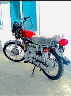 Honda 125 2020. (0/3/3/6/4/8/5/0/1/8/7)