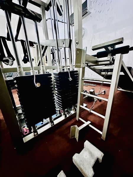 427KG solid weight stack - Multi 12 Station Commercial GYM 15