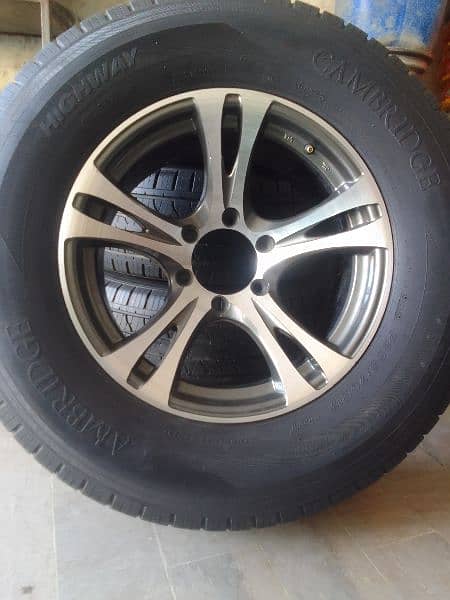 ALLOY RIM WITH TYRE'S 0