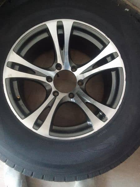 ALLOY RIM WITH TYRE'S 12