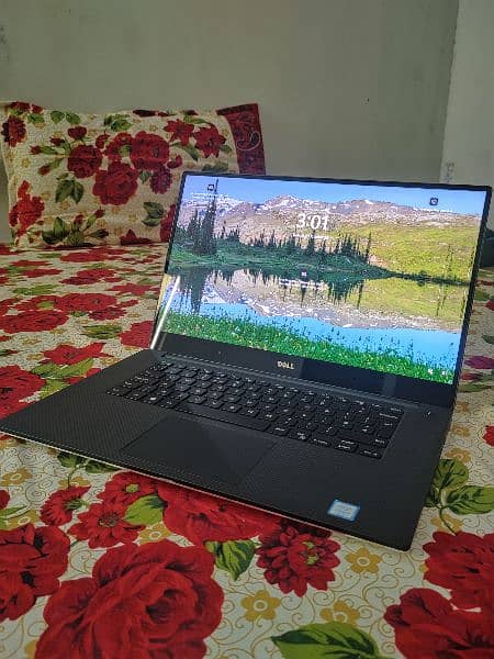 Dell XPS 15 - 9560 5