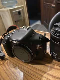 600d canon With 2 lens