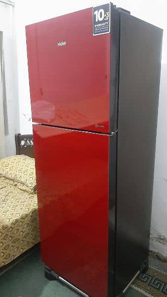 New Haier Refrigerator 12 cubic feet, Glass door for Sale 1