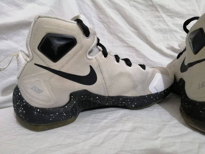 Nike lebron 13 basketball shoes 3